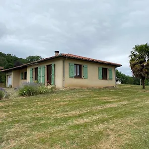 maison-en-campagne-avec-vue-sur-les-pyrnes.midi-pyreneeshotels.com/